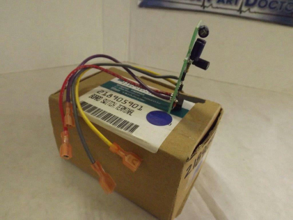 FRIGIDAIRE TAPPAN REFRIGERATOR 218905901 TERMINAL BOARD SWITCH NEW FRIGIDAIRE TAPPAN REFRIGERATOR 218905901 TERMINAL BOARD SWITCH NEW